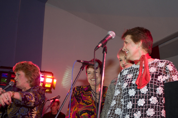 29.1 Carole Sturtzel, Jan McAskill, Irene Petrie  & Sandi McMenamin